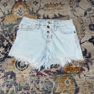 wild fable light washed jean shorts